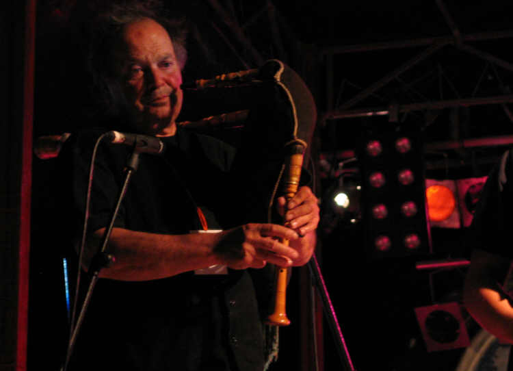 Fausto Rodrigues Rosa
            (gaita)