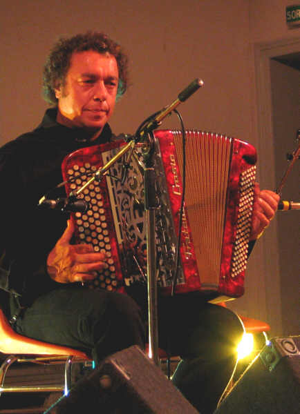 Didier Pauvert à l'accordéon chromatique