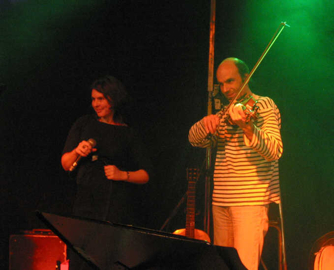 Chant et Laurent Cinus au violon