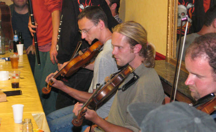 Musique irlandaise à St-Chartier