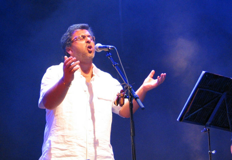 Mauro Gioielli : chant