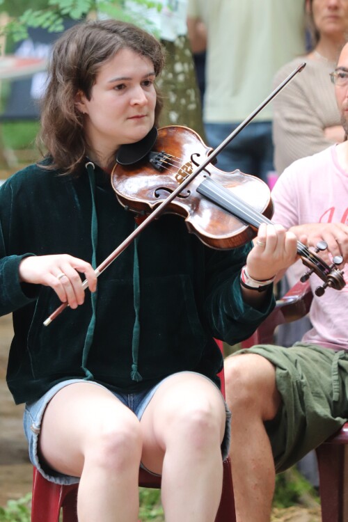 aper70.jpg