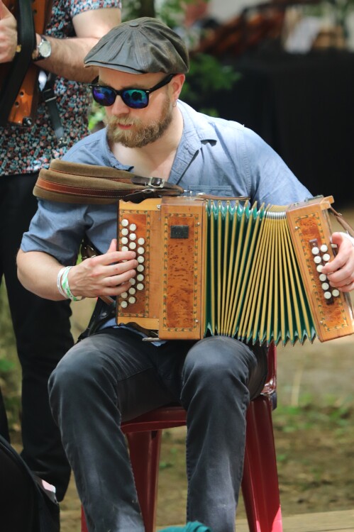 aper83.jpg
