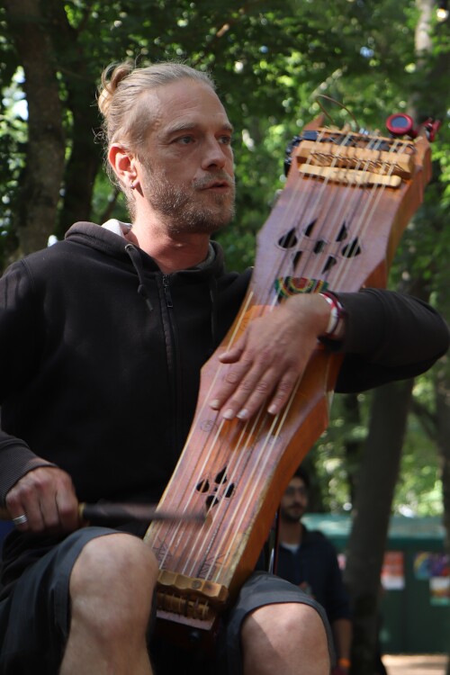 aper93.jpg