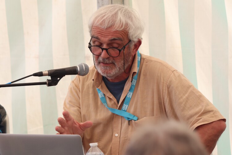conf06.jpg